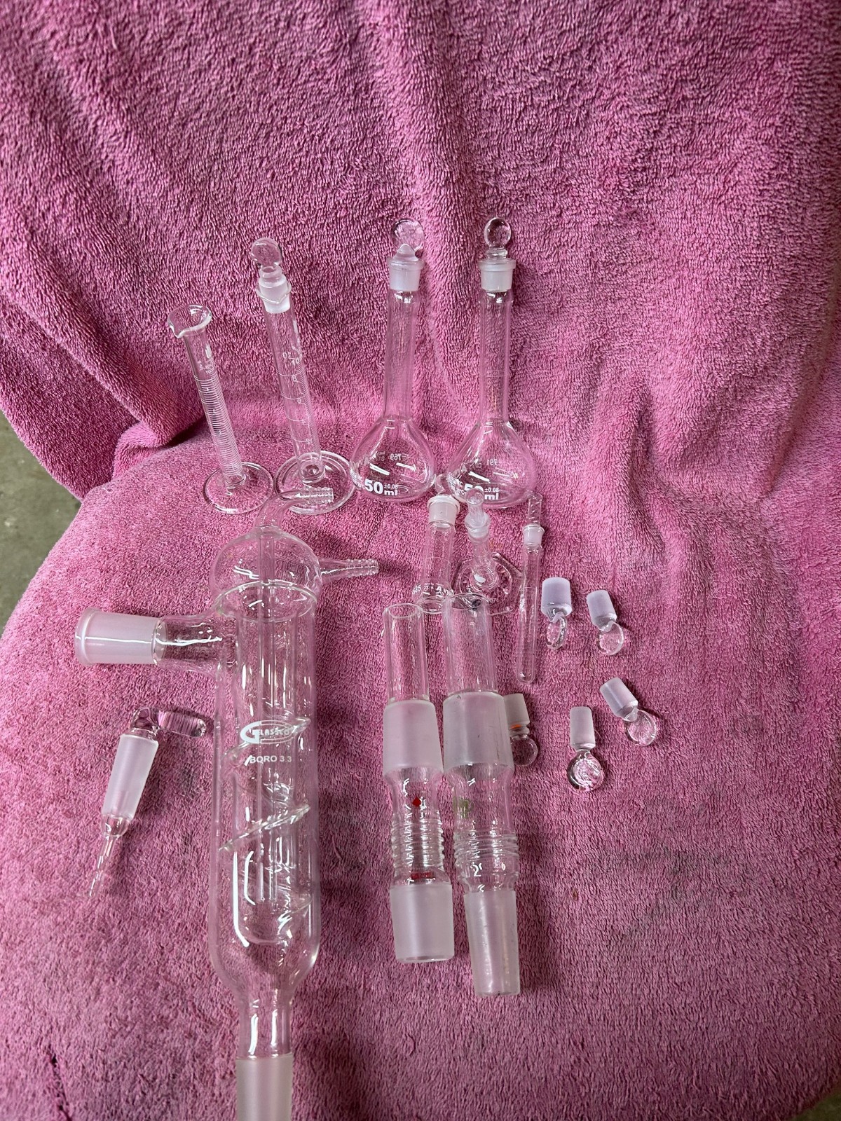 Lot of Chemistry Laboratory Glassware Science Lab Glass Equipment Labware Lab