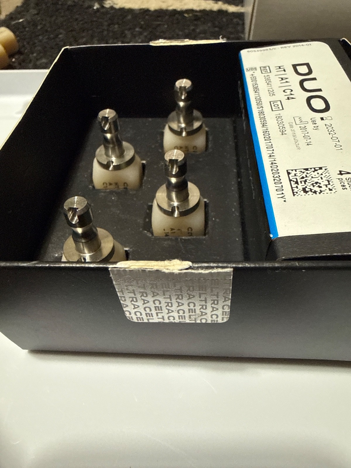 Dentsply Sirona Celtra Duo HT A1 C14 CAD CAM Blocks 4pc CEREC inLab