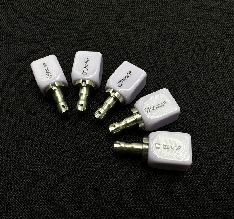 C14 Dental Emax CAD Glass Ceramic Blocks Lithium Disilicate LT HT A1 A2 A3