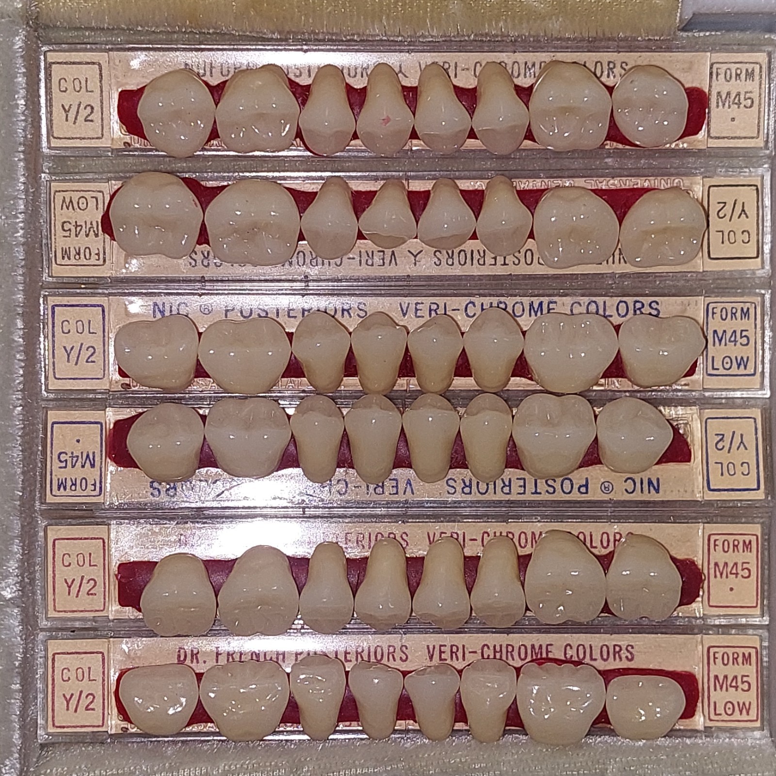 VTG 50s UNIVERSAL DENTAL CO PA EXPERIMENTAL KIT FIVE PHASE ANTERIORS VERI-CHROME