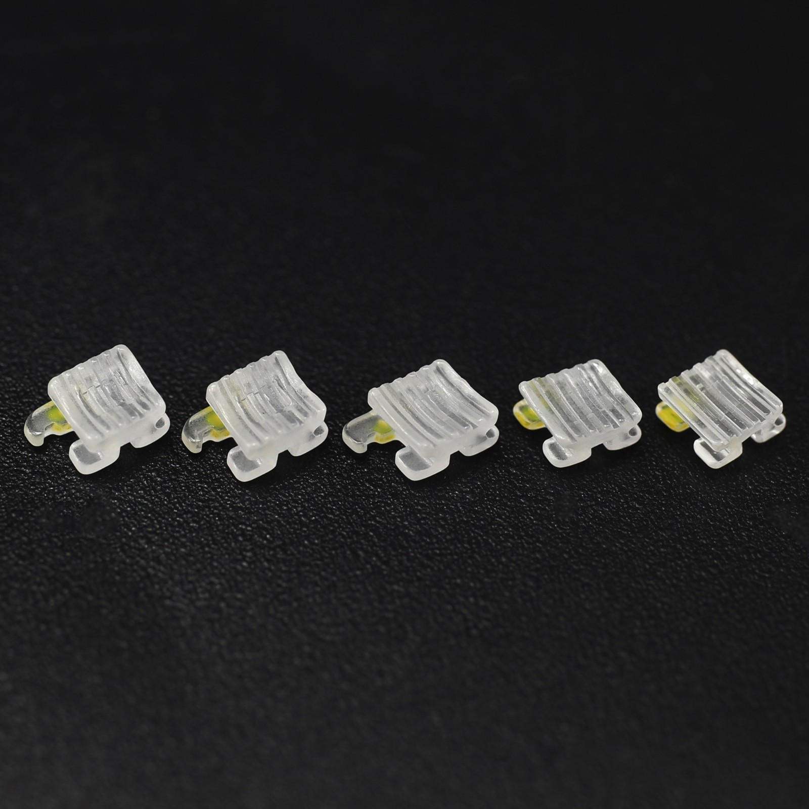 Dental Orthodontic Self Ligating Ceramic Brackets Braces Roth MBT 022 345 Hooks