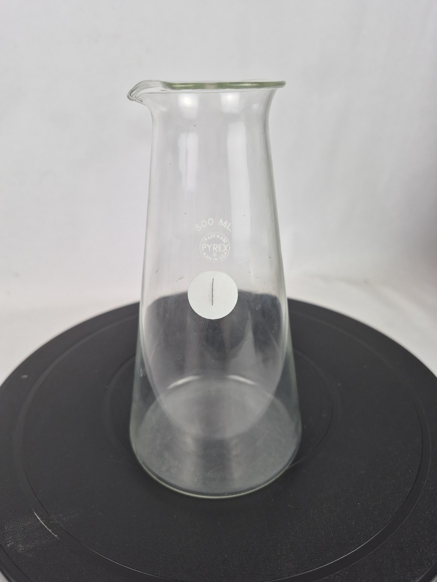 Vintage Pyrex 500 mL Erlenmeyer Flask, No Chips or Cracks. Great condition