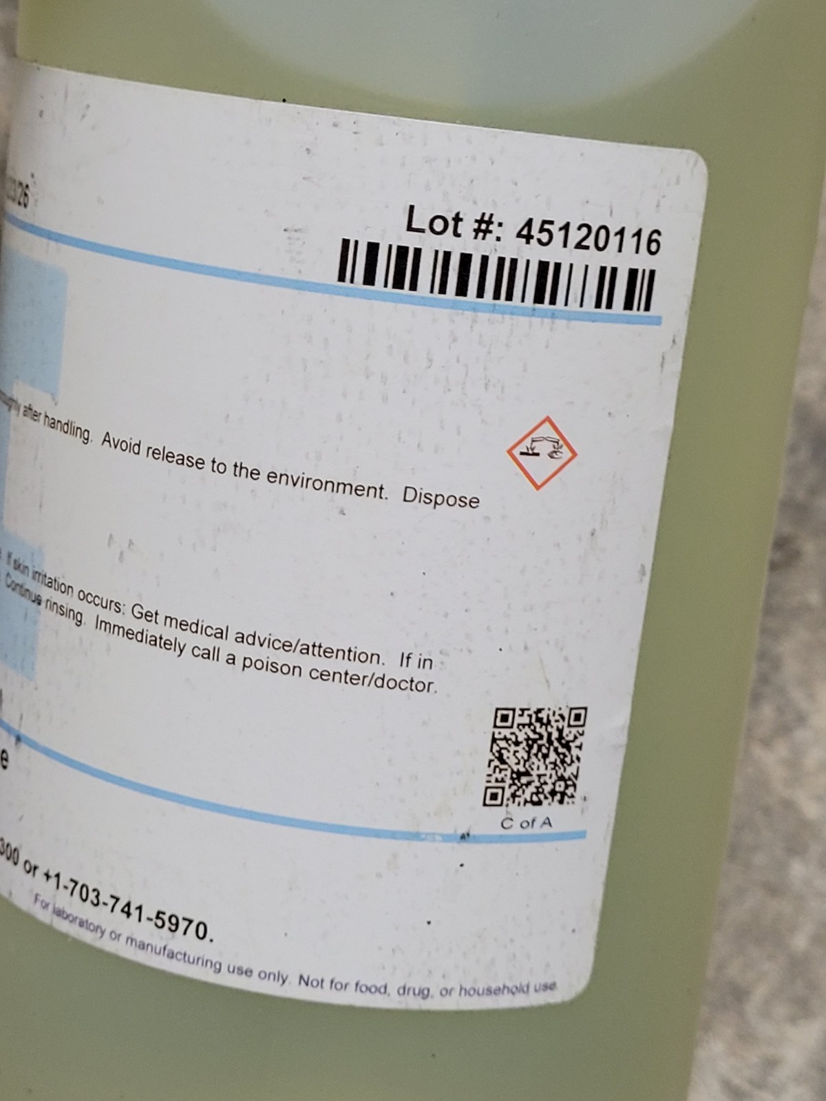 LabChem 1 Liter Sodium Hypochlorite, 5% w/v ACS LC246302 Expires 12/3/2026