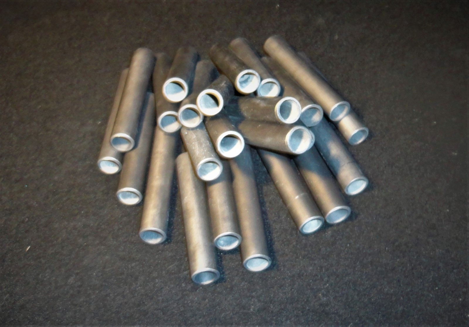 ONE 30″ LONG HEXOLOY SILICON CARBIDE TUBE WIRELESS HEATING ELEMENT No. 770