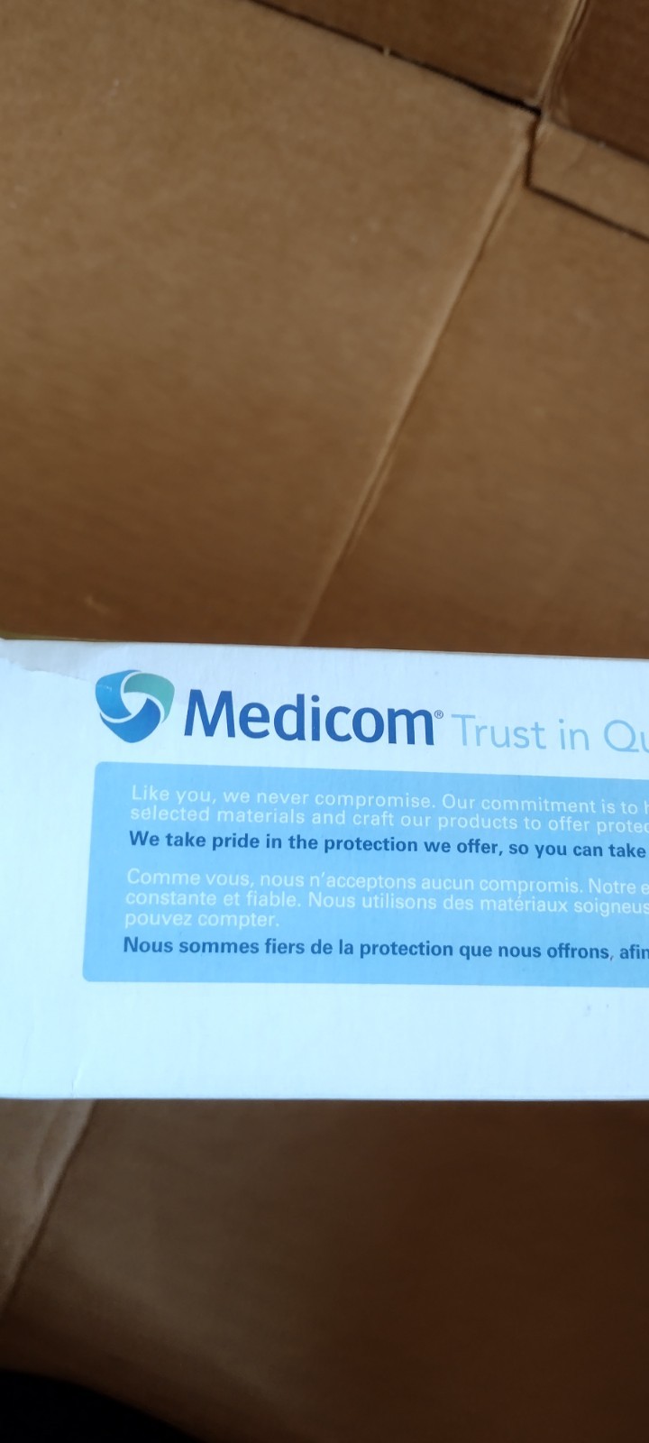 MEDICOM SAFESEAL® QUATTRO STERILIZATION POUCHES 200 PK 7 1/2″ x 13″ NEW