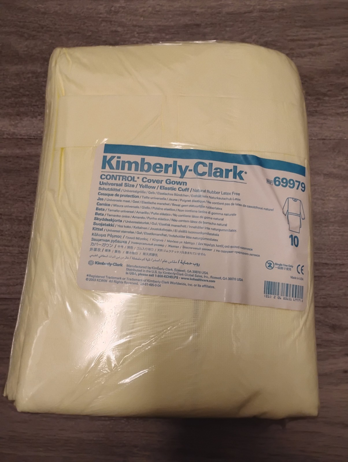 Box of 100 Kimberly-Clark Medical Cover Gowns – New