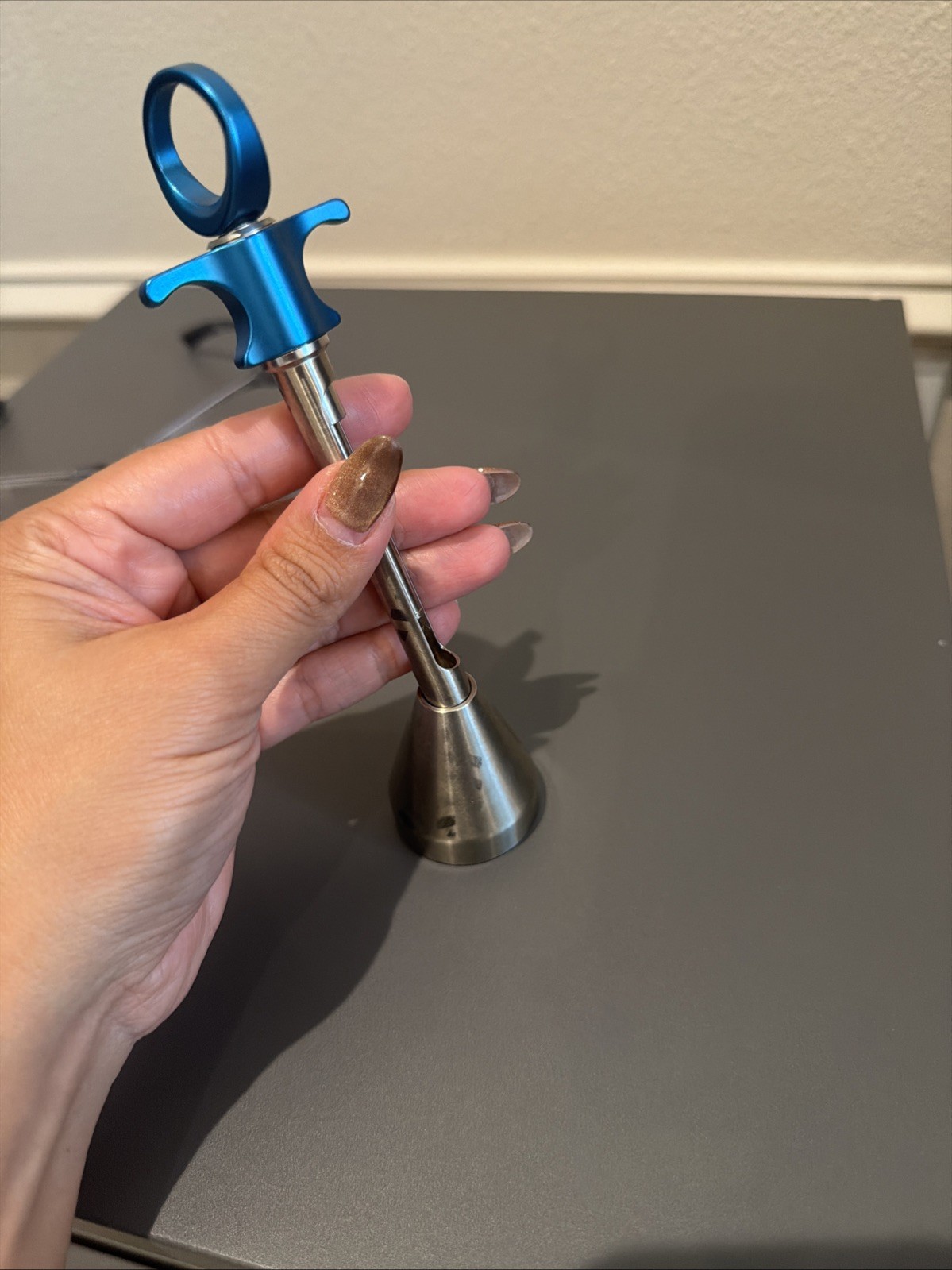 Septodont N2100 Aspirating Dental Syringe Petite Blue. (Used For Hygiene School)