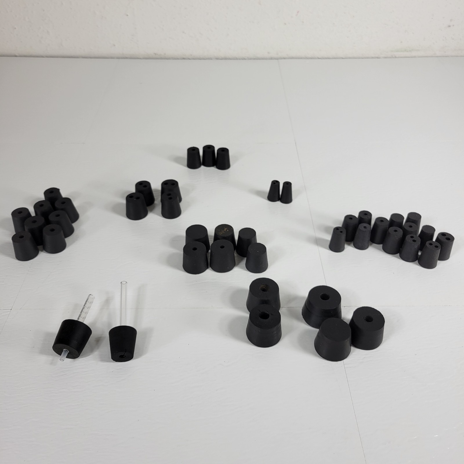 UNBRANDED Assorted Rubber Stops for Laboratory Glass Flasks, 43 Count Total