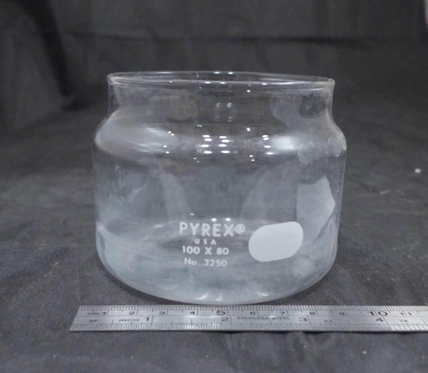 CORNING Pyrex Crystallizing Dish, 100×80 mm, ca 500mL, w/ repl lid #3250-100