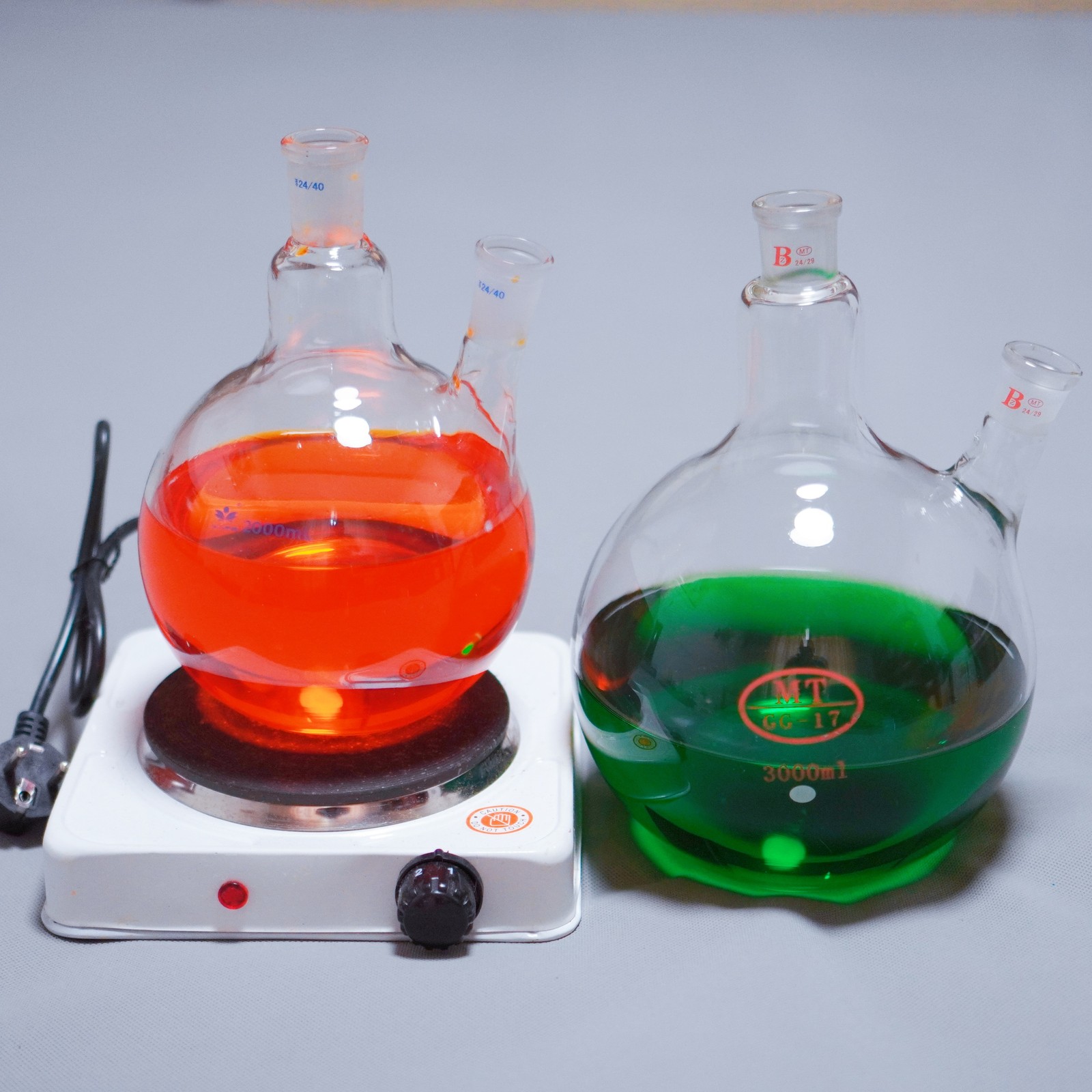 Laboratory glass 2-neck flat bottom flask boil flask boiling flask 24/40