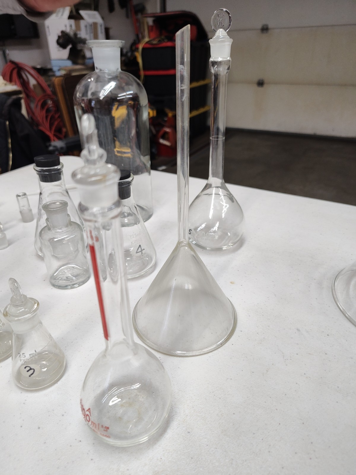 Pyrex & Kimex Glass Vacuum Flasks Beakers Tubes Lids Lab Chemistry Huge Lot