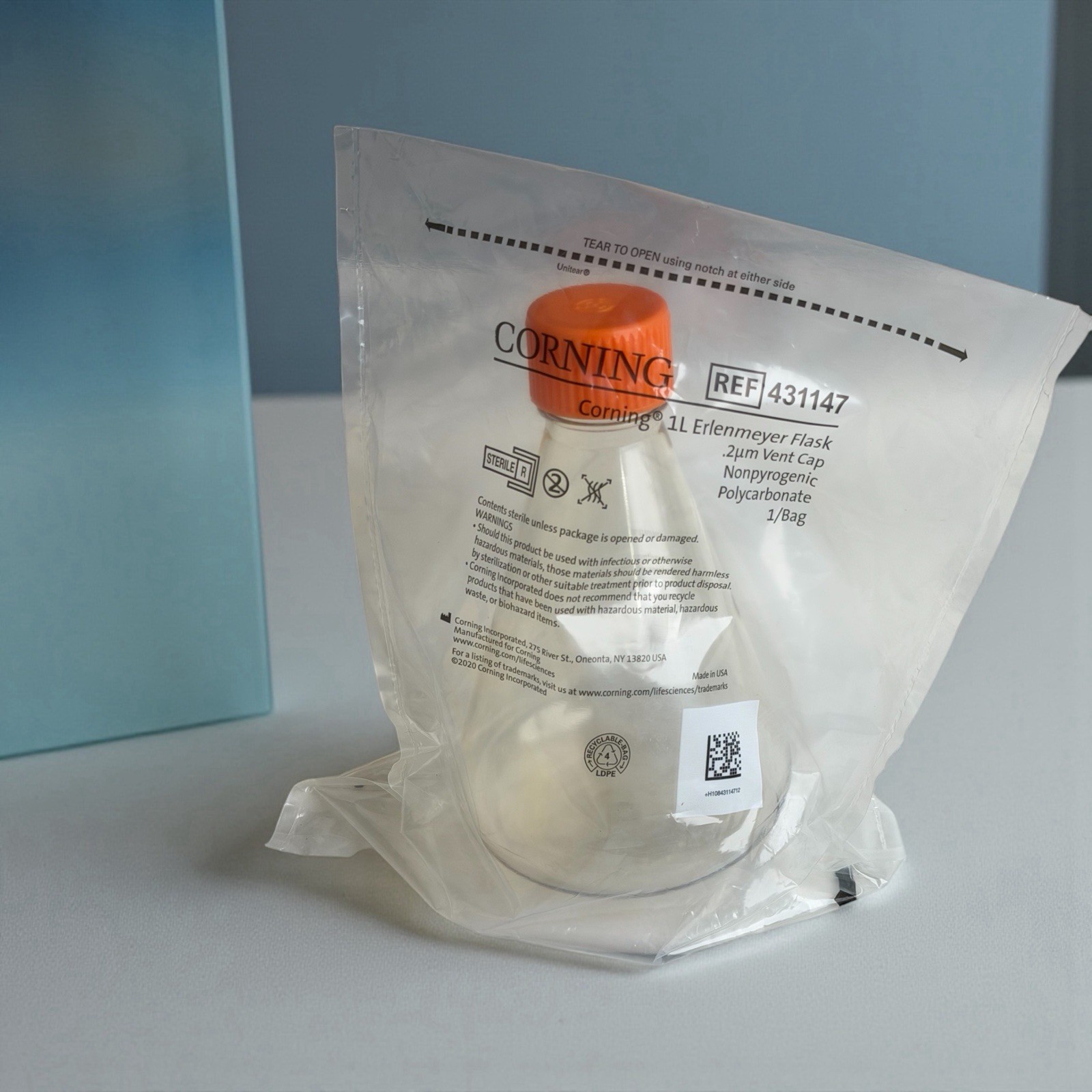 Lot of 5 Corning 431147 1L Polycarbonate Erlenmeyer Flasks Vent Cap