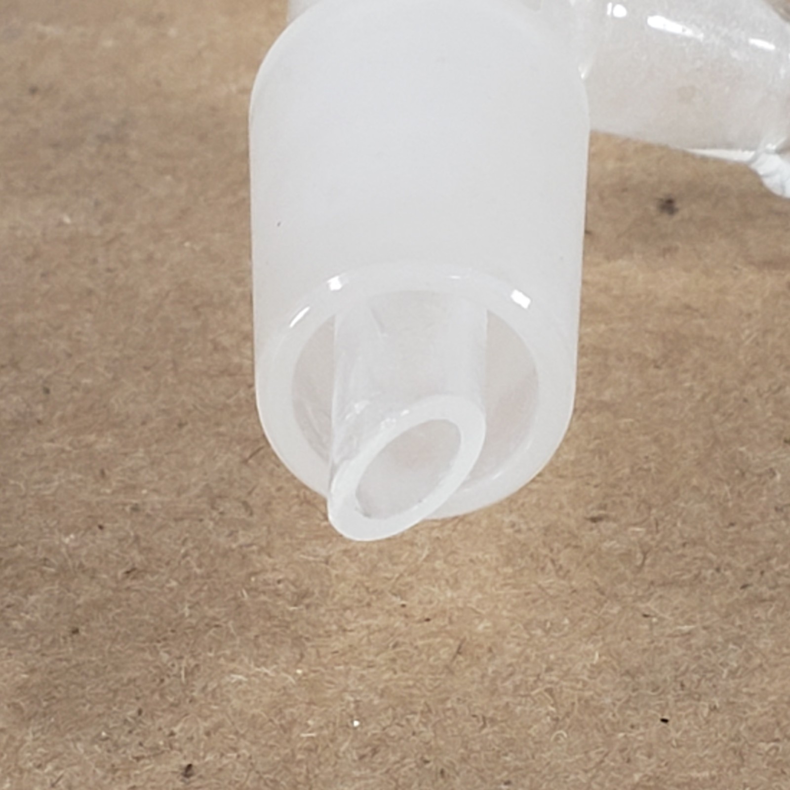 Synthware F363014C Glass Buchner funnel 30mL Coarse Frit Disc 14/20 S/N Joint