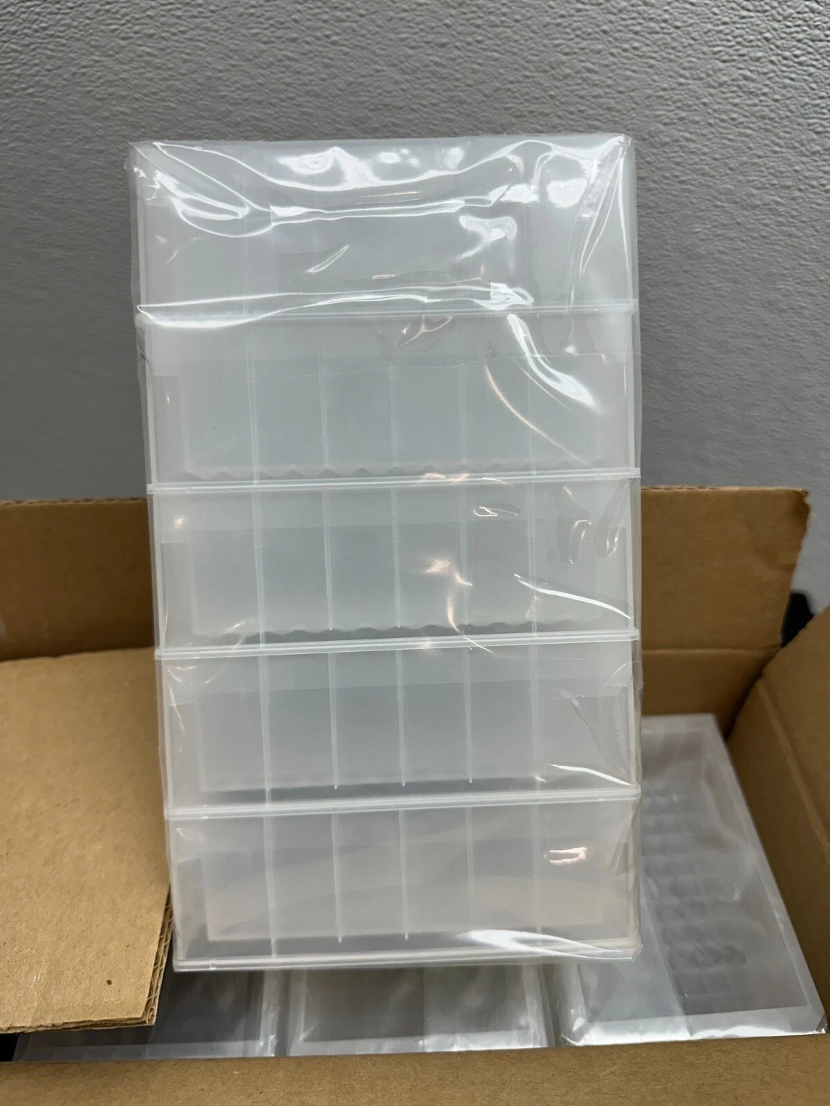 Agilent PN 201244-00 Reservoir Open 96 Well 300mL Pyramid Bottom Plates 20PK