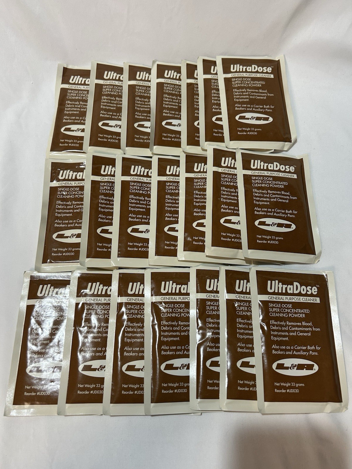 L&R UltraDose® Ultrasonic General Purpose Cleaner Powder 21 Packets 1 Pk=1 Gal
