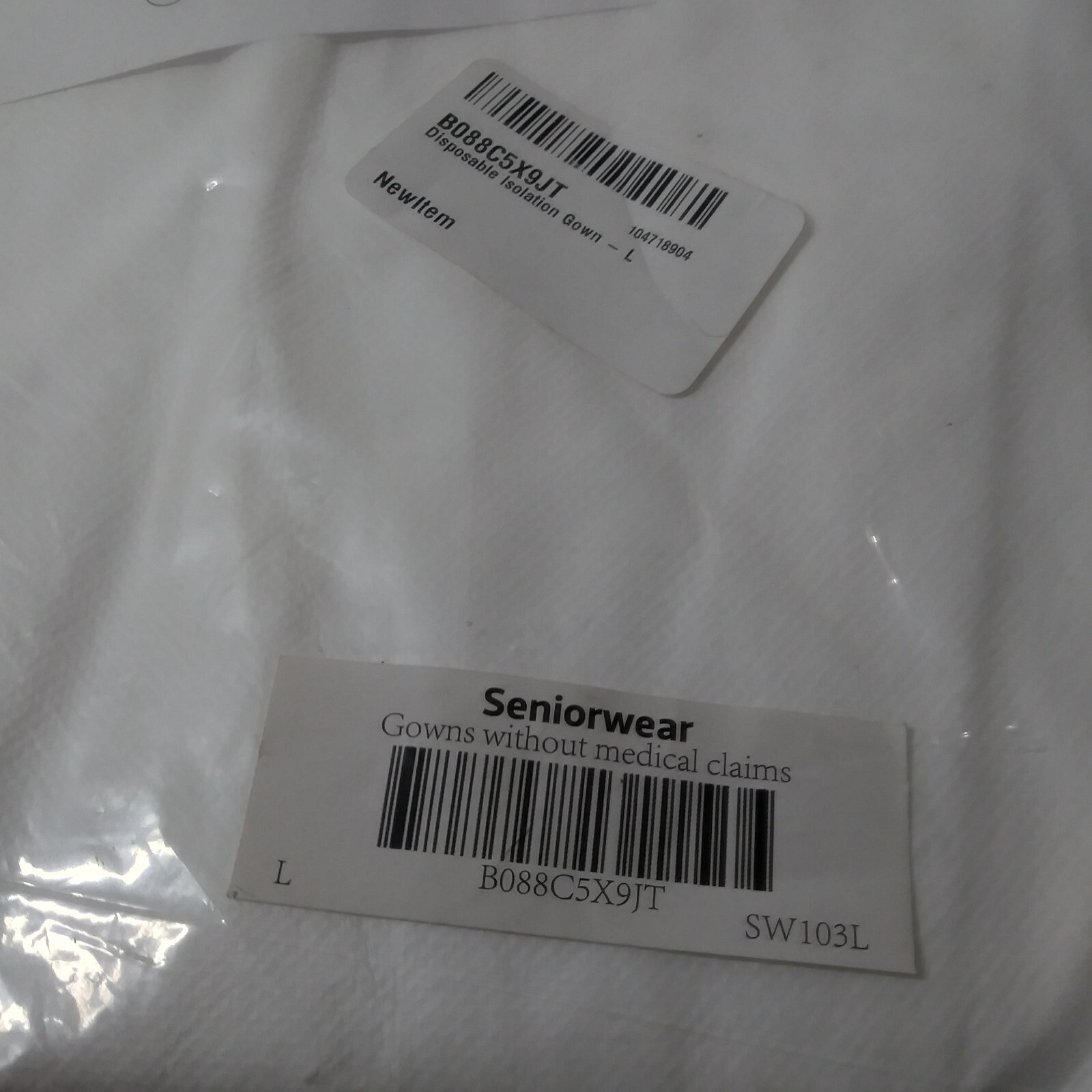 Seniorwear Unisex Large White Disposable Isolation Gowns Without Medical Claims