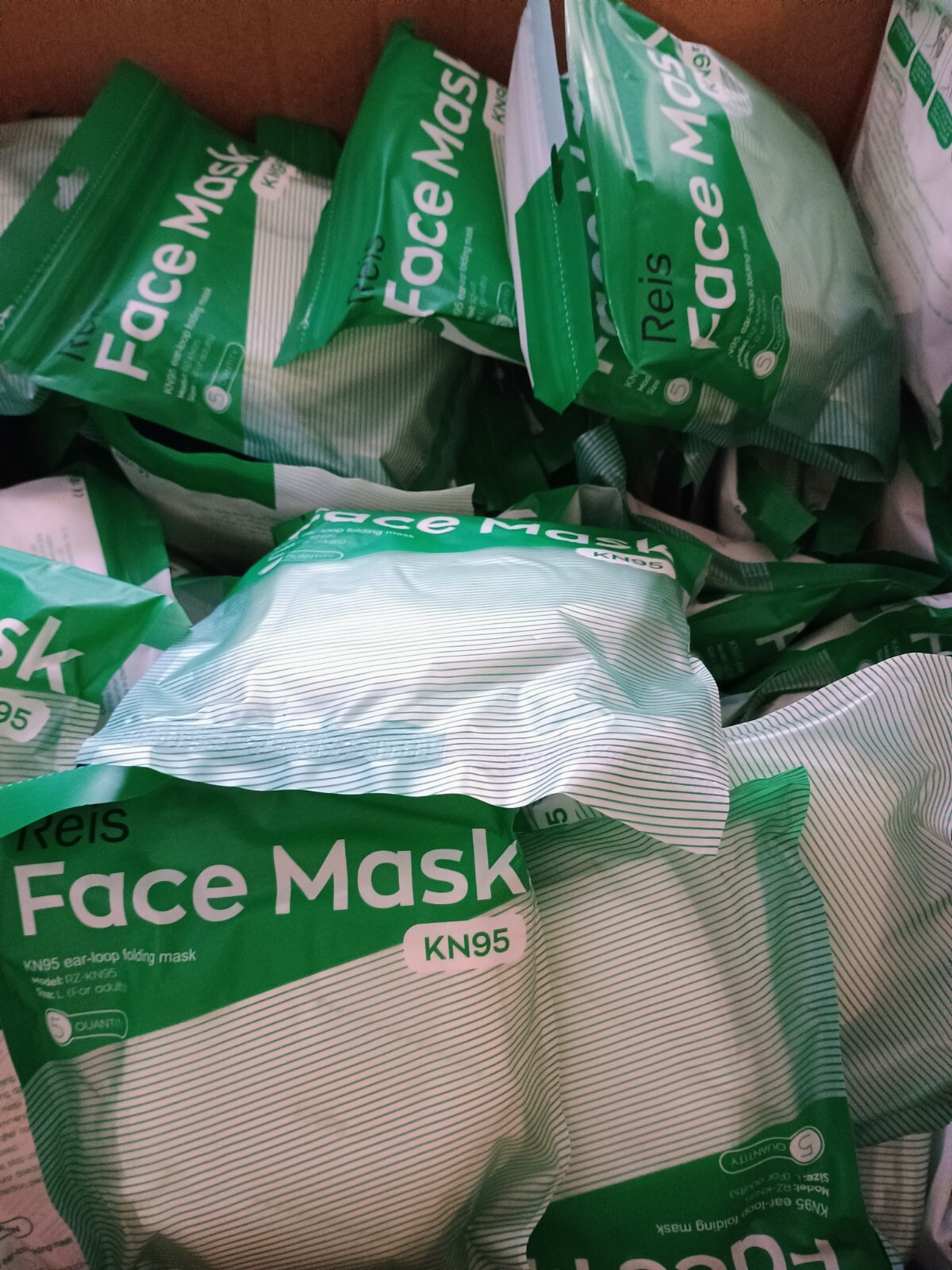 5x REIS KN95 Protective 5 Layer Face Mask Disposable N95 Mask – 5 Pack