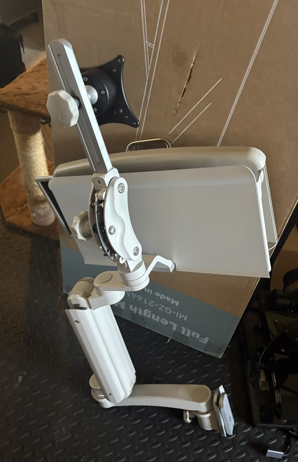 ICW Titan Elite Paralink w/track office monitor LCDmount T2 arm wall mount