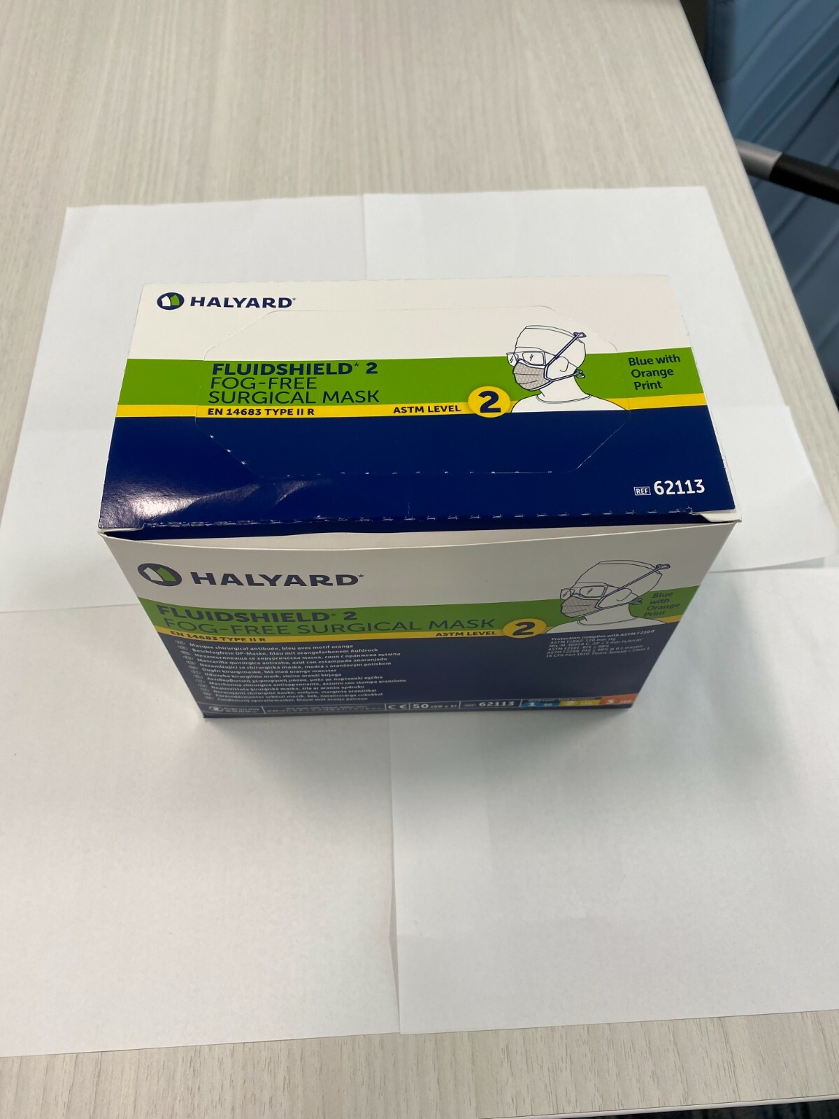 *50-Pieces* Halyard FluidShield ASTM Level 2 Fog-Free Surgical Mask 62113