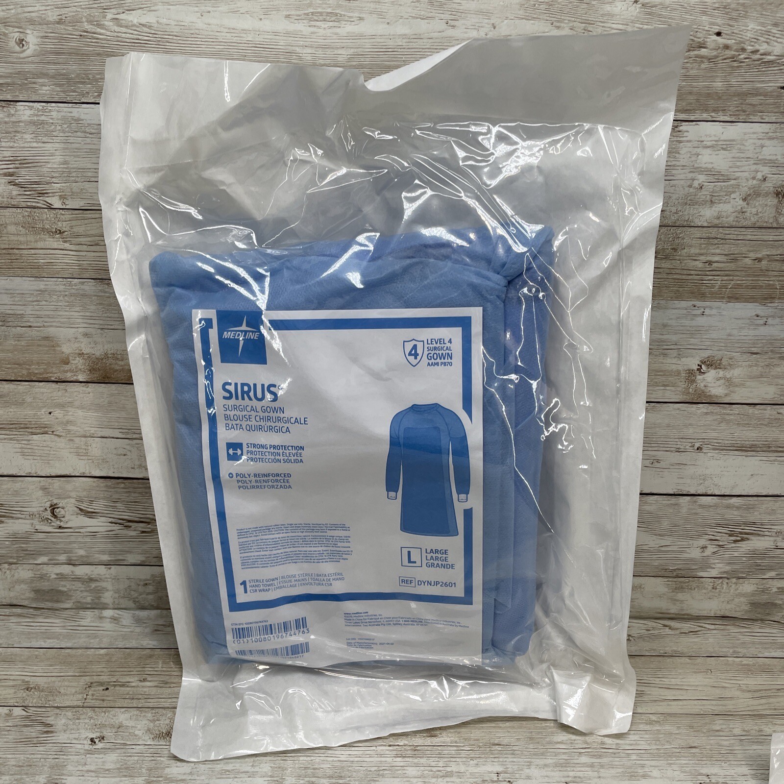 Medline SIRUS Surgical Gown Level 4 Size LARGE Poly-Reinforced DYNJP2601 CASE-32