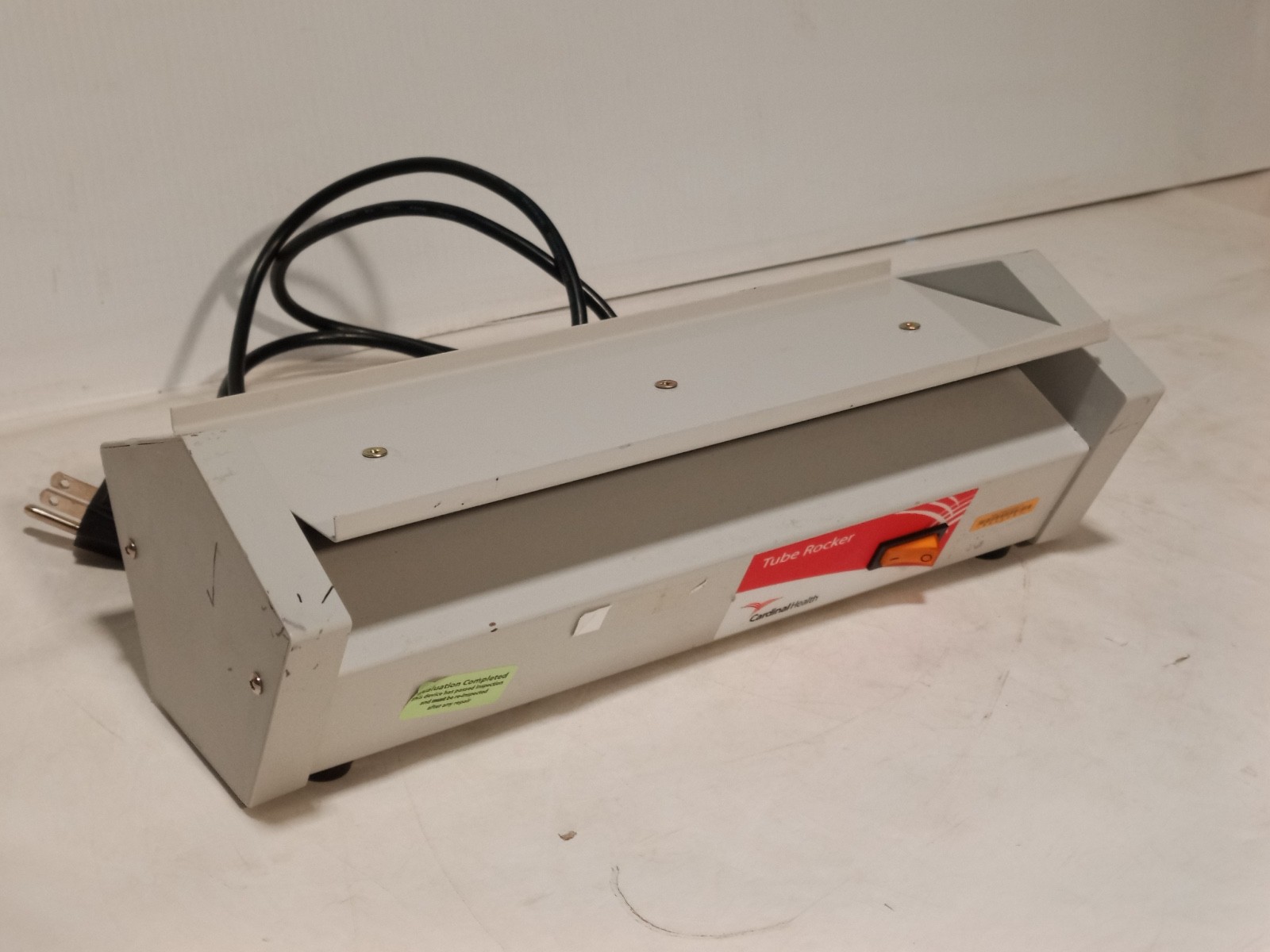 Cardinal Health M2100 Tube Rocker Test Tube Sample Agitator, As Pictured