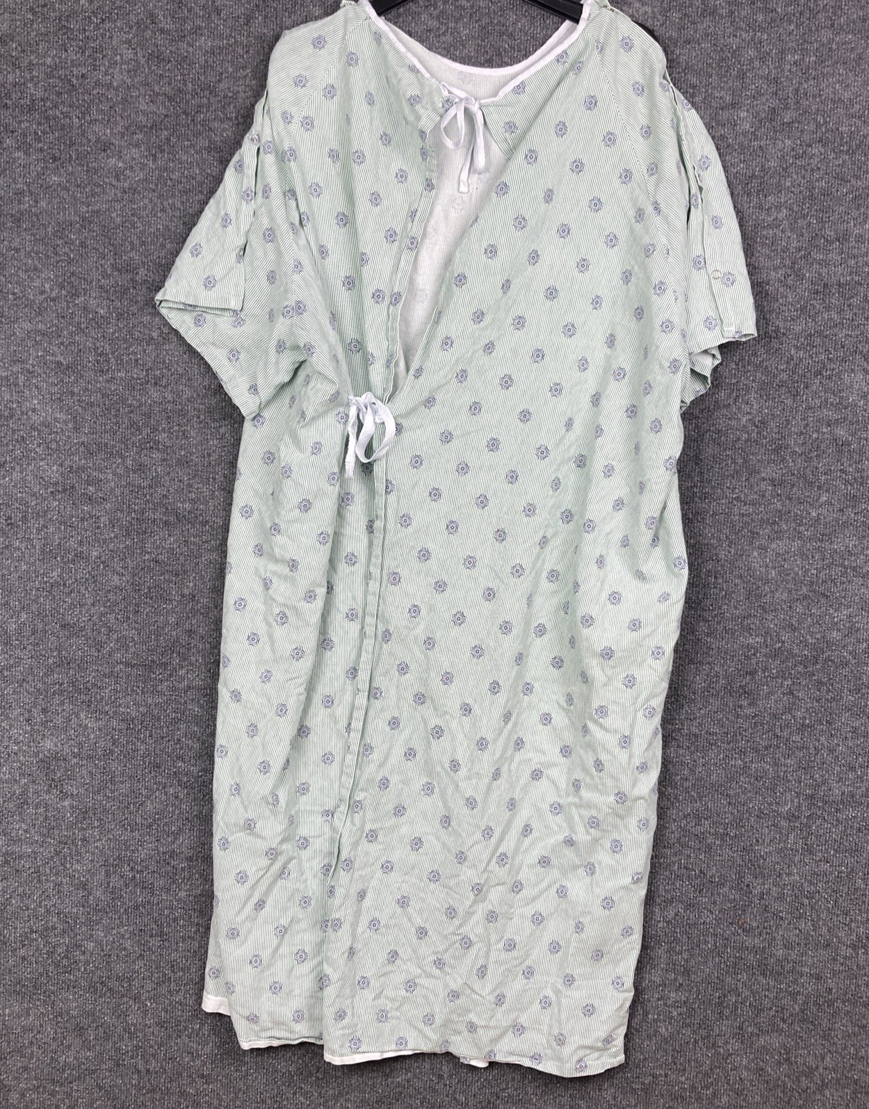 Lot of 3 Standard Textile Unisex Adult One Size Fits Most Hospital Gowns w/ Snap