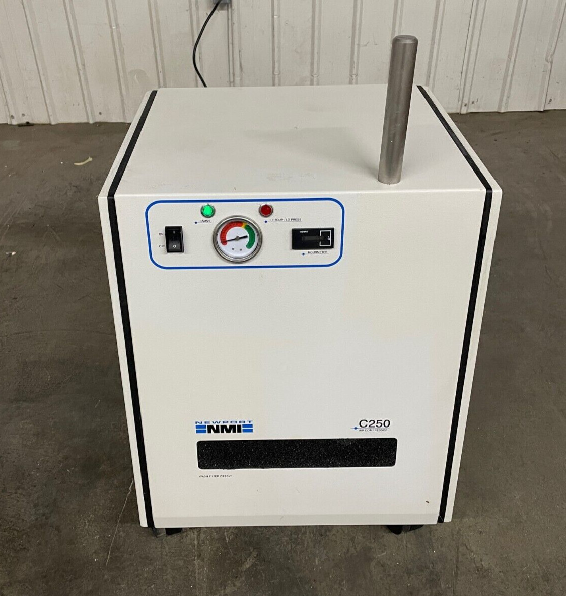 Newport Medical C250 Air Compressor C250-110/120V-R, 39.5 Hours, NMI