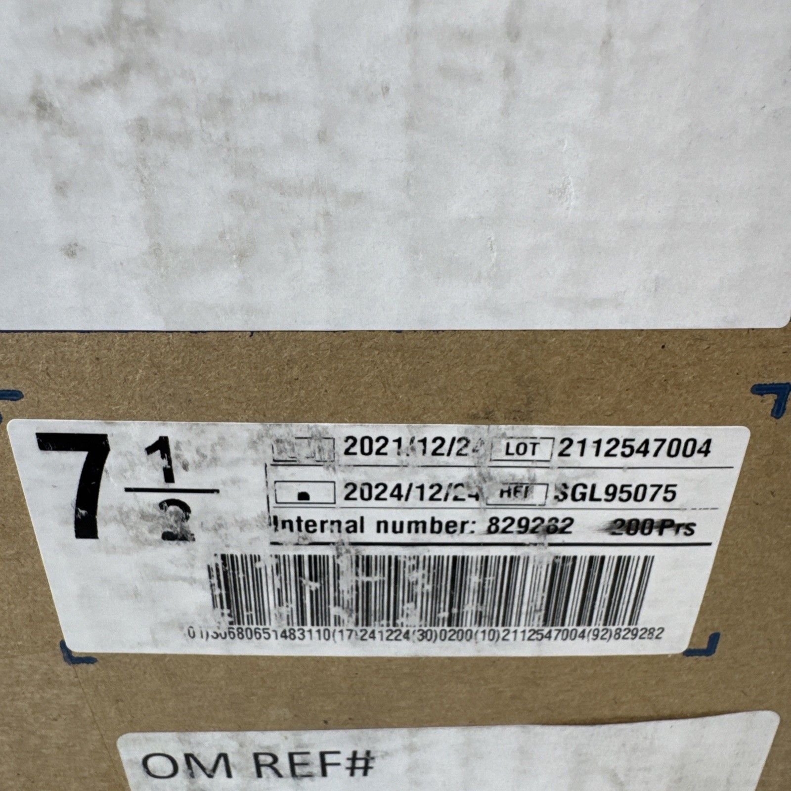 HALYARD Polyisoprene Surgical Gloves Size: 7.5 *1 Case 200 Pair* *See Date*12-24