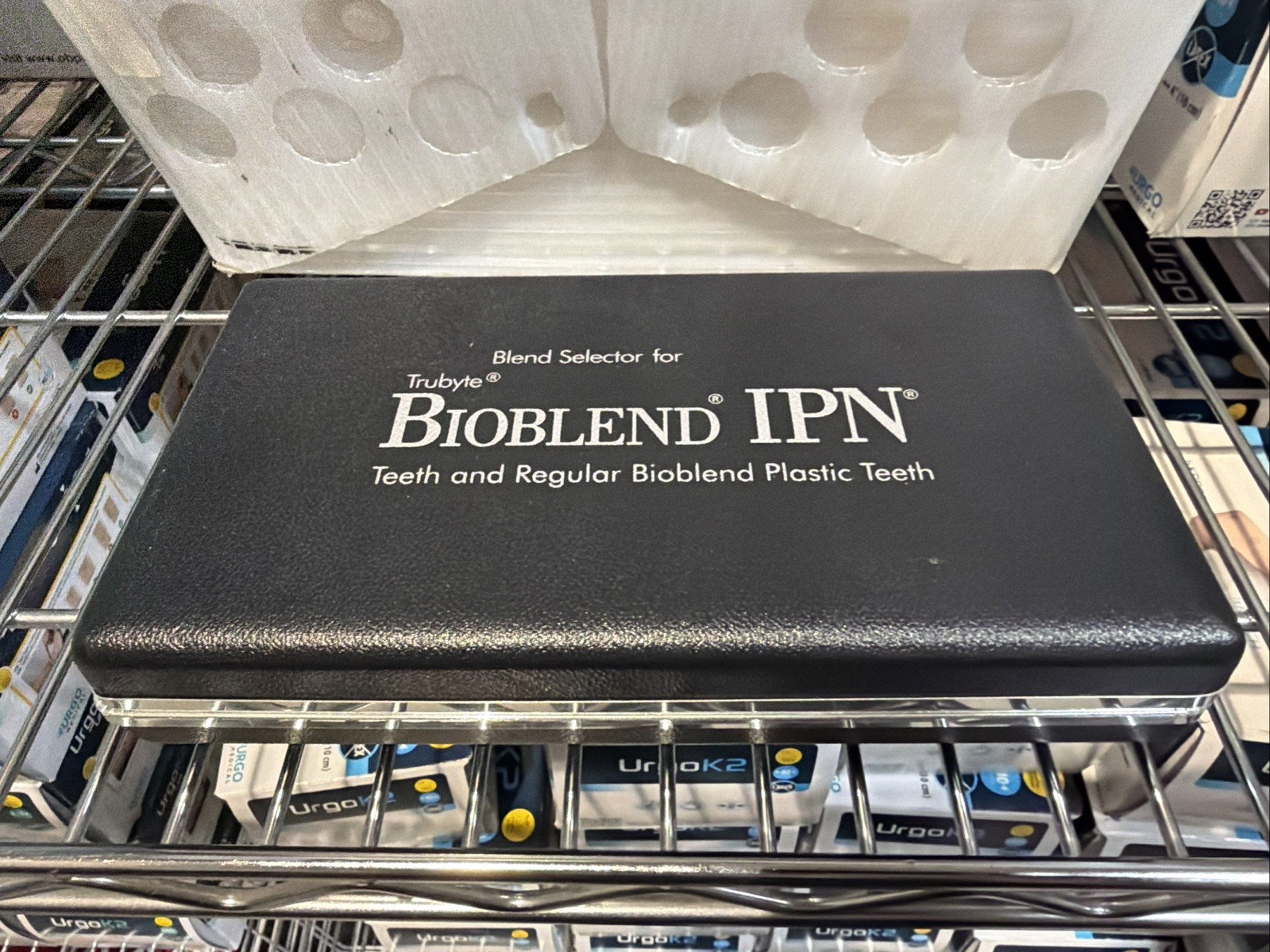 Trubyte BioBlend IPN Blend Selector Dental Shade Guide Hard Case Complete