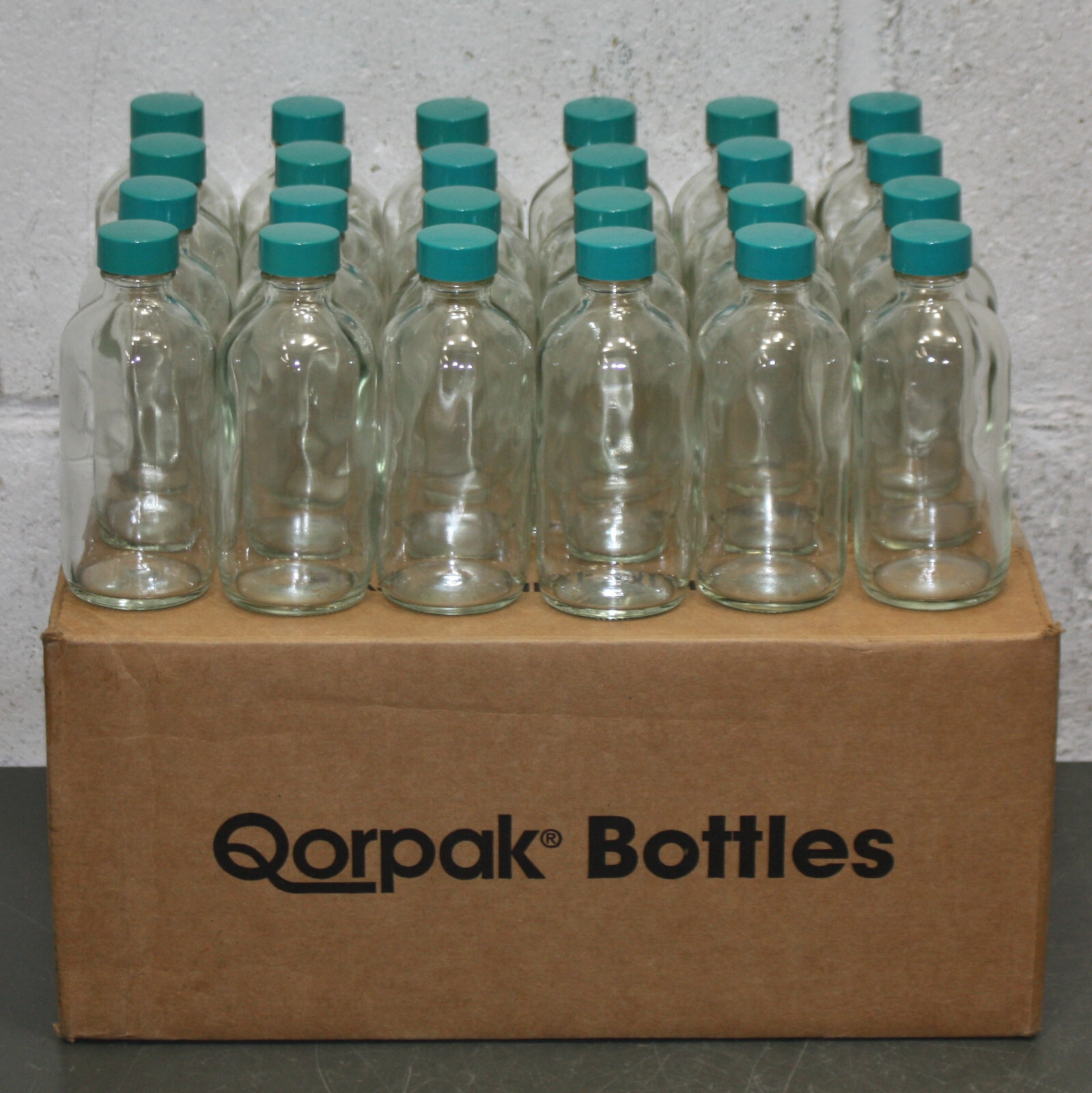 (24) Qorpak Glass Bottle & Cap GLC-01123, 120mL / 4 fl oz, Narrow, Boston Round
