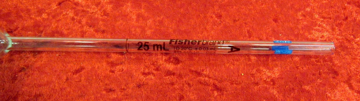 GLASS FISHERBRAND 25ML PIPETTE – PIPETTE IS MARKED WITH AS: 50ML – F (EZS002336)