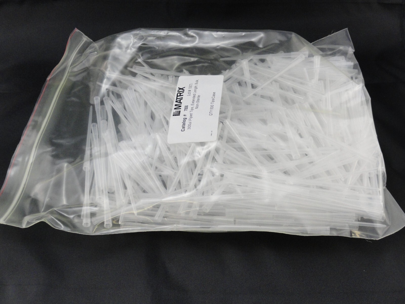 1 Case of 2500 Matrix 300μL Pipet Tips Extended Length Bulk Pack NonSterile 7050