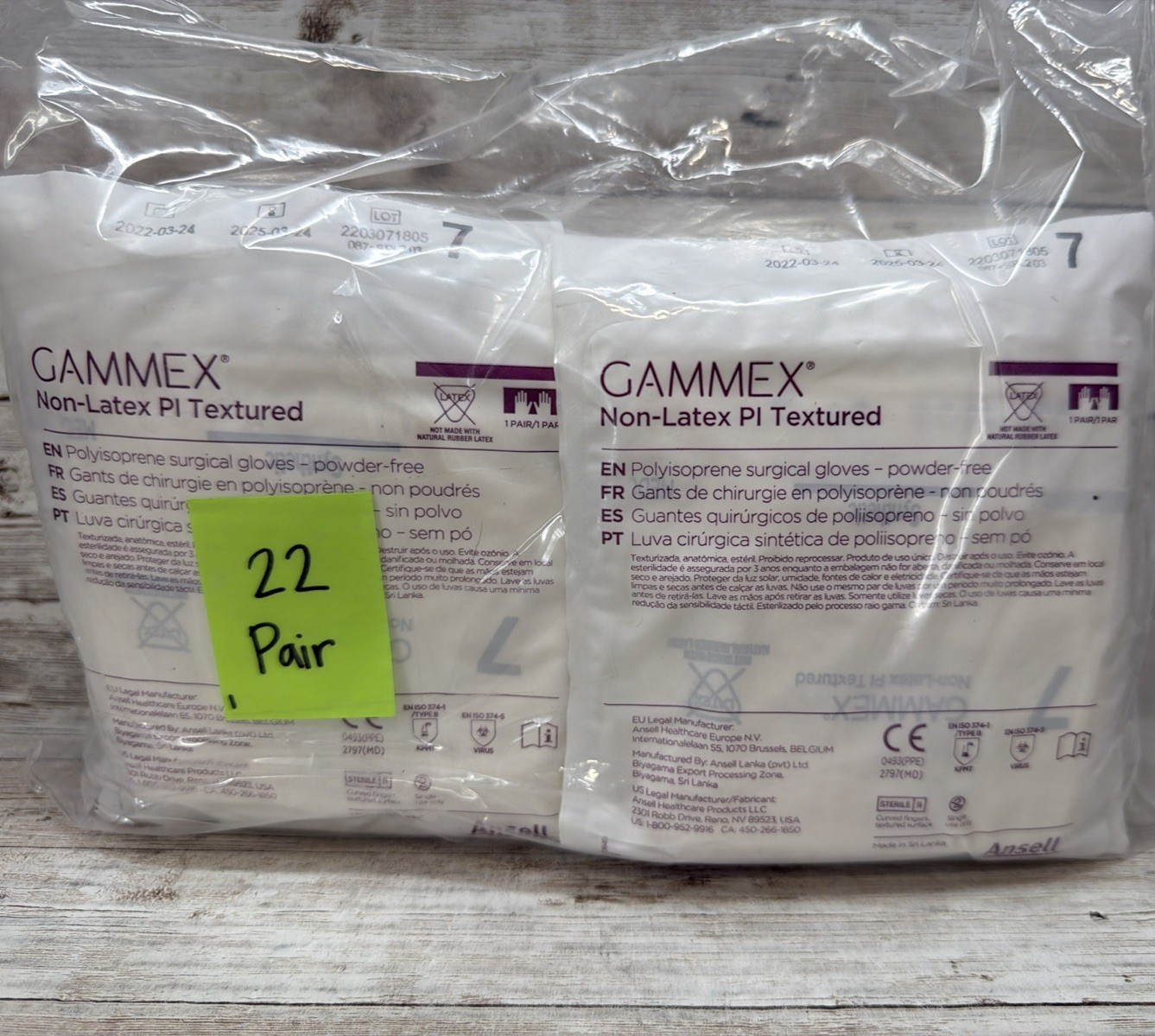 Gammex NovaPlus Non-Latex PI Textured Surgical Gloves 22 Pair Size: 7 *See Date*