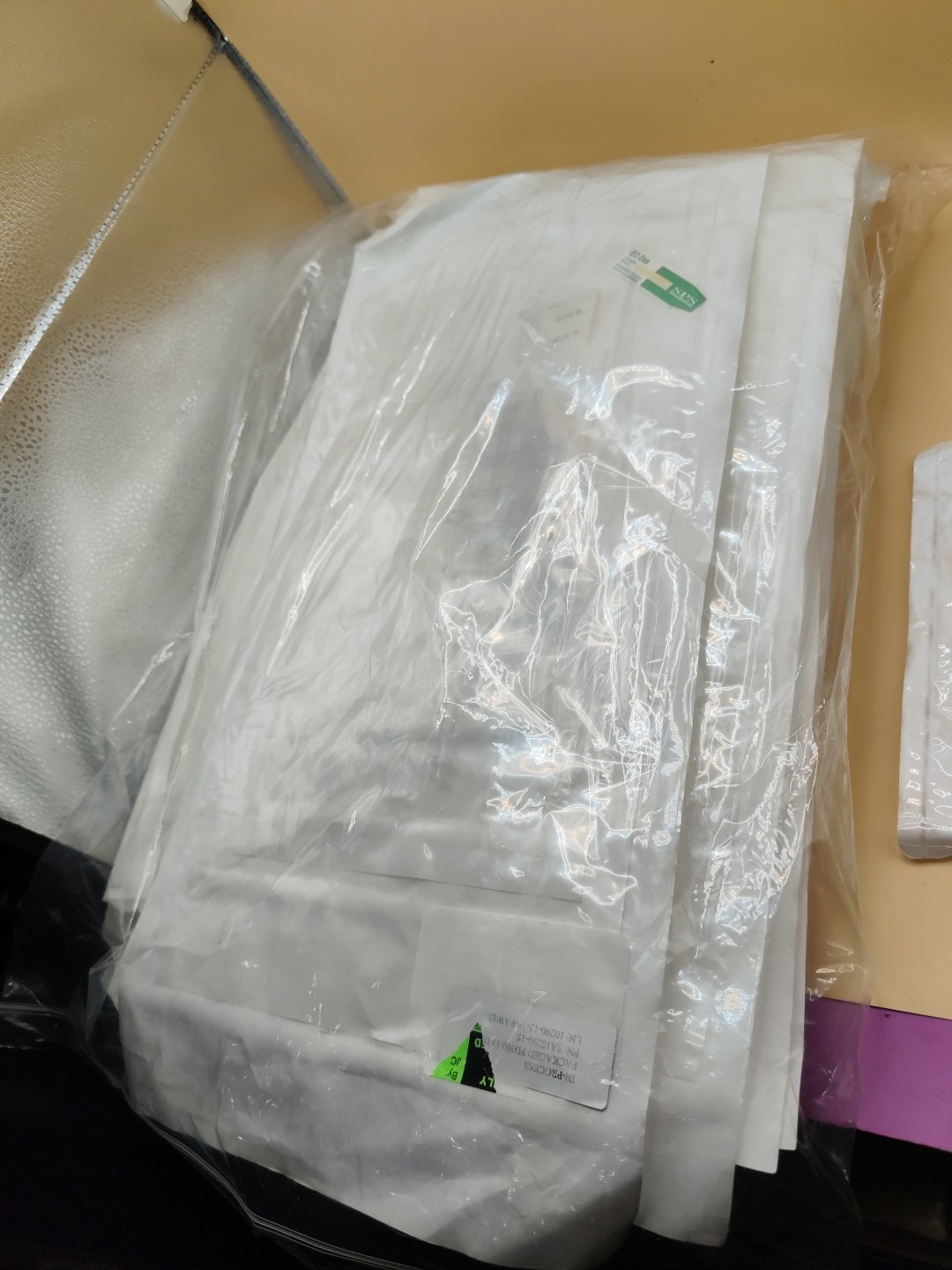 About 15 IV Infusion Filter With Sterilized Pouch