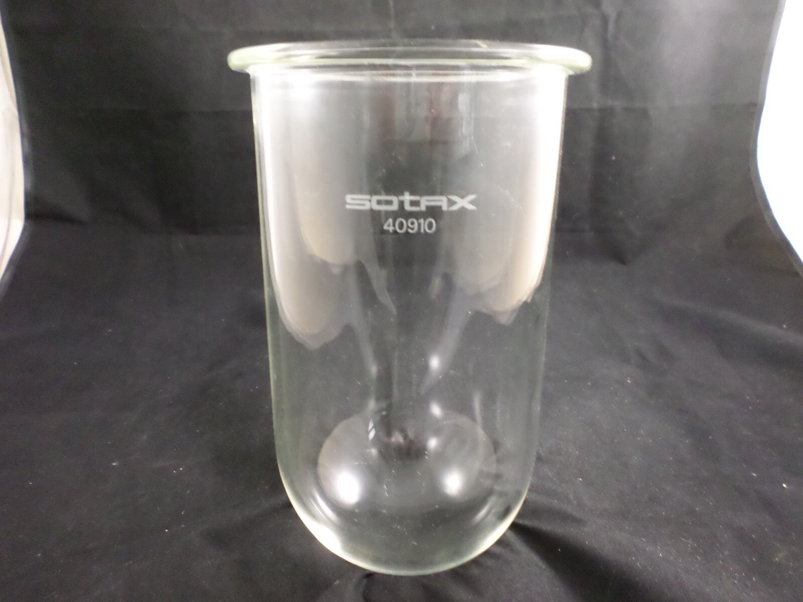 SOTAX Glass 1 Liter Dissolution Vessel For USP 1/2/5/6 AT Xtend Systems 40910