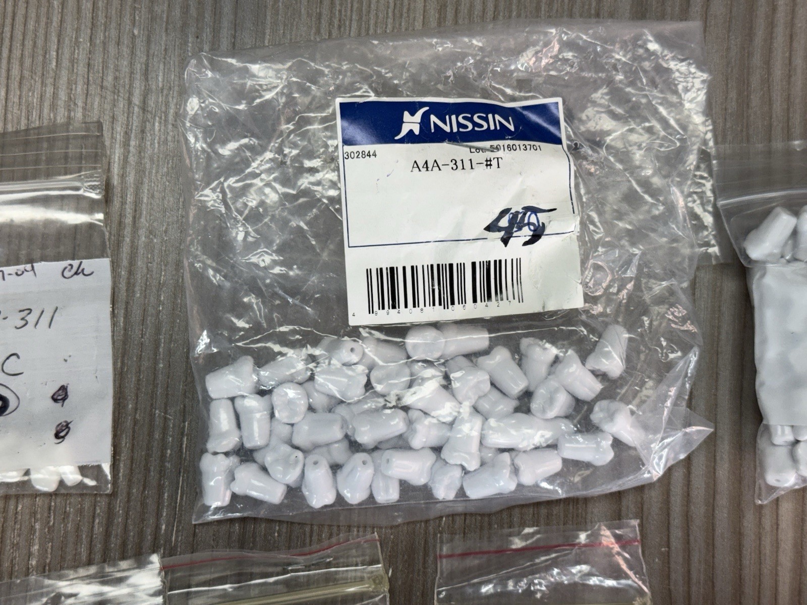 Large Lot of 450 Genuine Nissin A4A-311 Pediatric Typodont Teeth