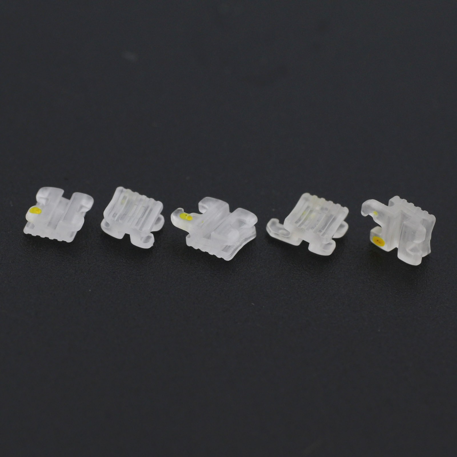 Dental Orthodontic Ceramic Brackets Braces MBT 022 345 Hooks Sapphire Aesthetic