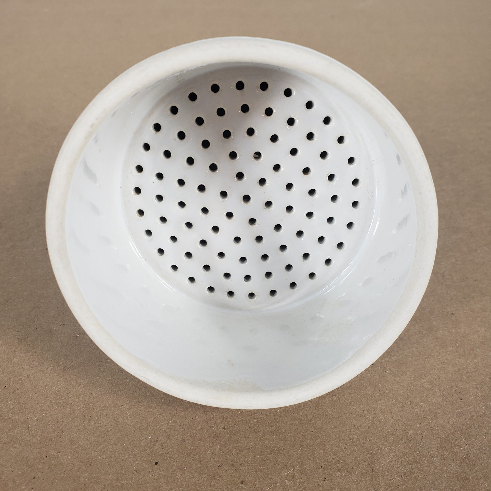 Lot of Coorstek 60240/6023 & Chemglass CG-1888-03/01 Porcelain Buchner Funnels