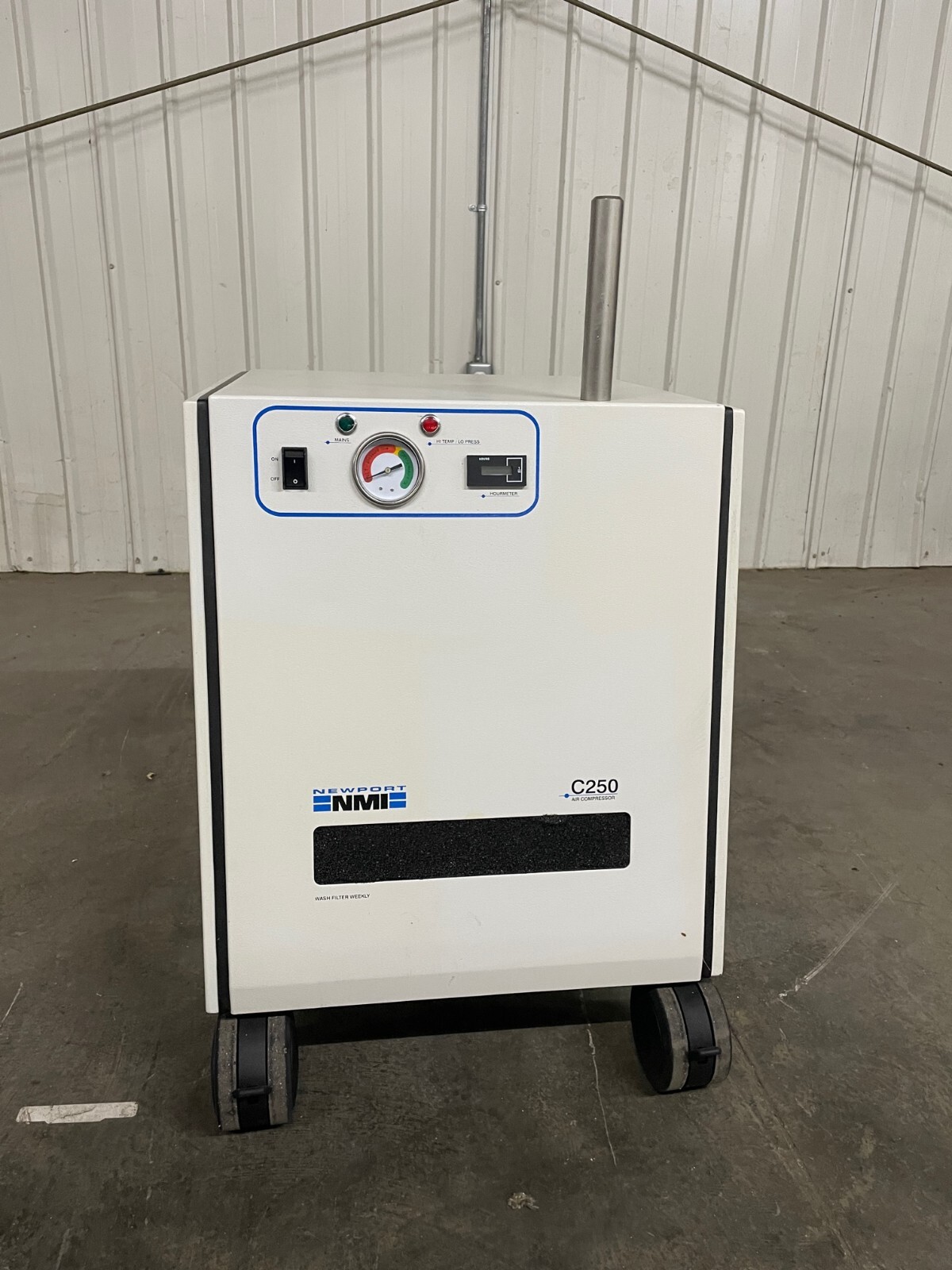 Newport Medical C250 Air Compressor C250-110/120V-R, 39.5 Hours, NMI