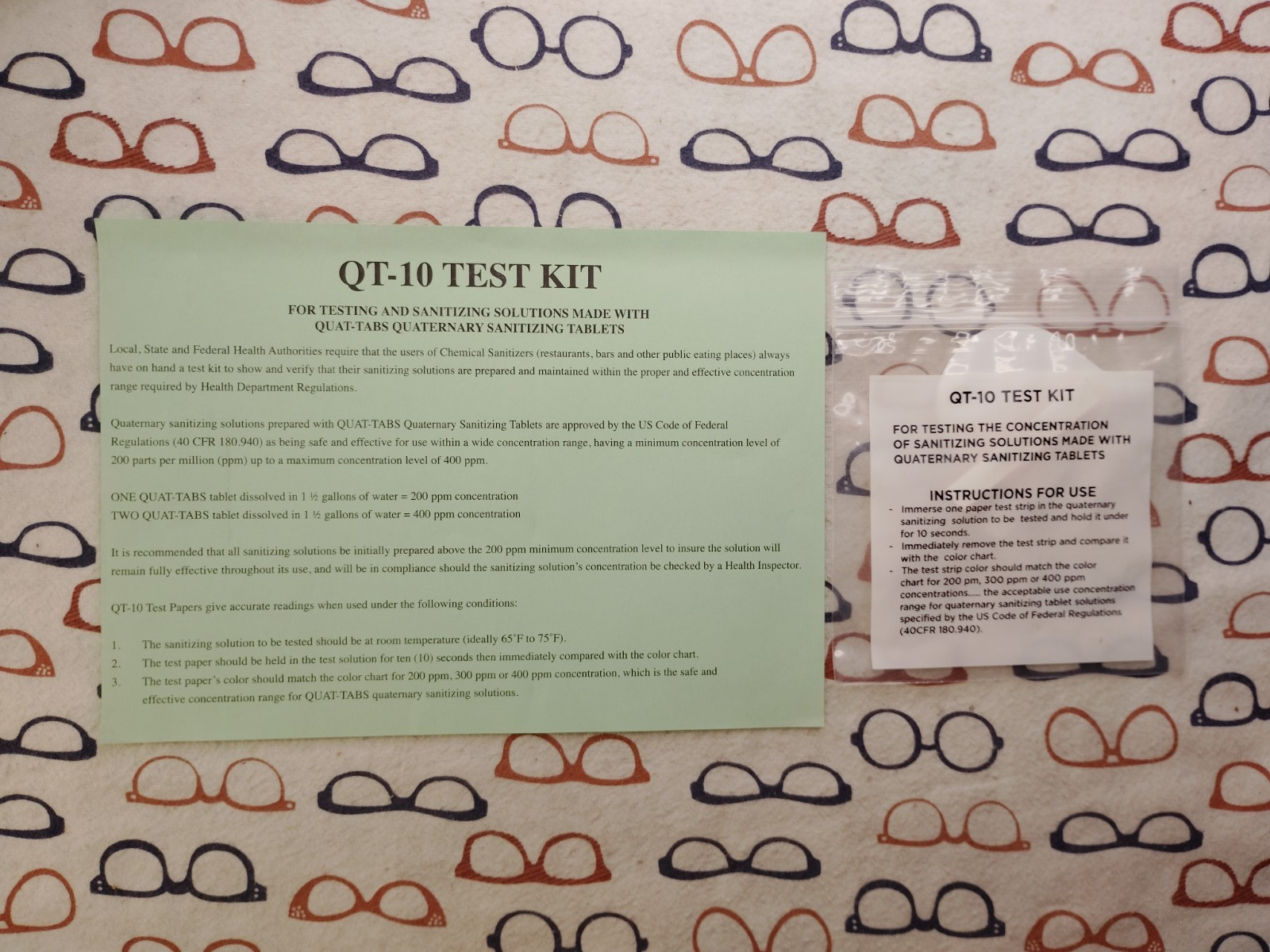 Micro Essentials Hydrion QT-10 Quaternary Test Paper Kit 0-400 PPM – 15 Strips
