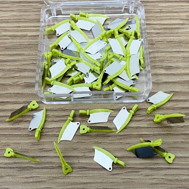 50PCS Dental Matrix Fender Wedges Prep Interproximal Diastema Wedge Guard L/M/S