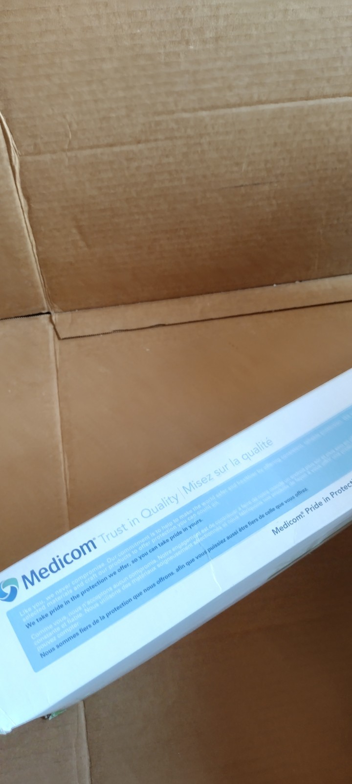 MEDICOM SAFESEAL® QUATTRO STERILIZATION POUCHES 200 PK 7 1/2″ x 13″ NEW