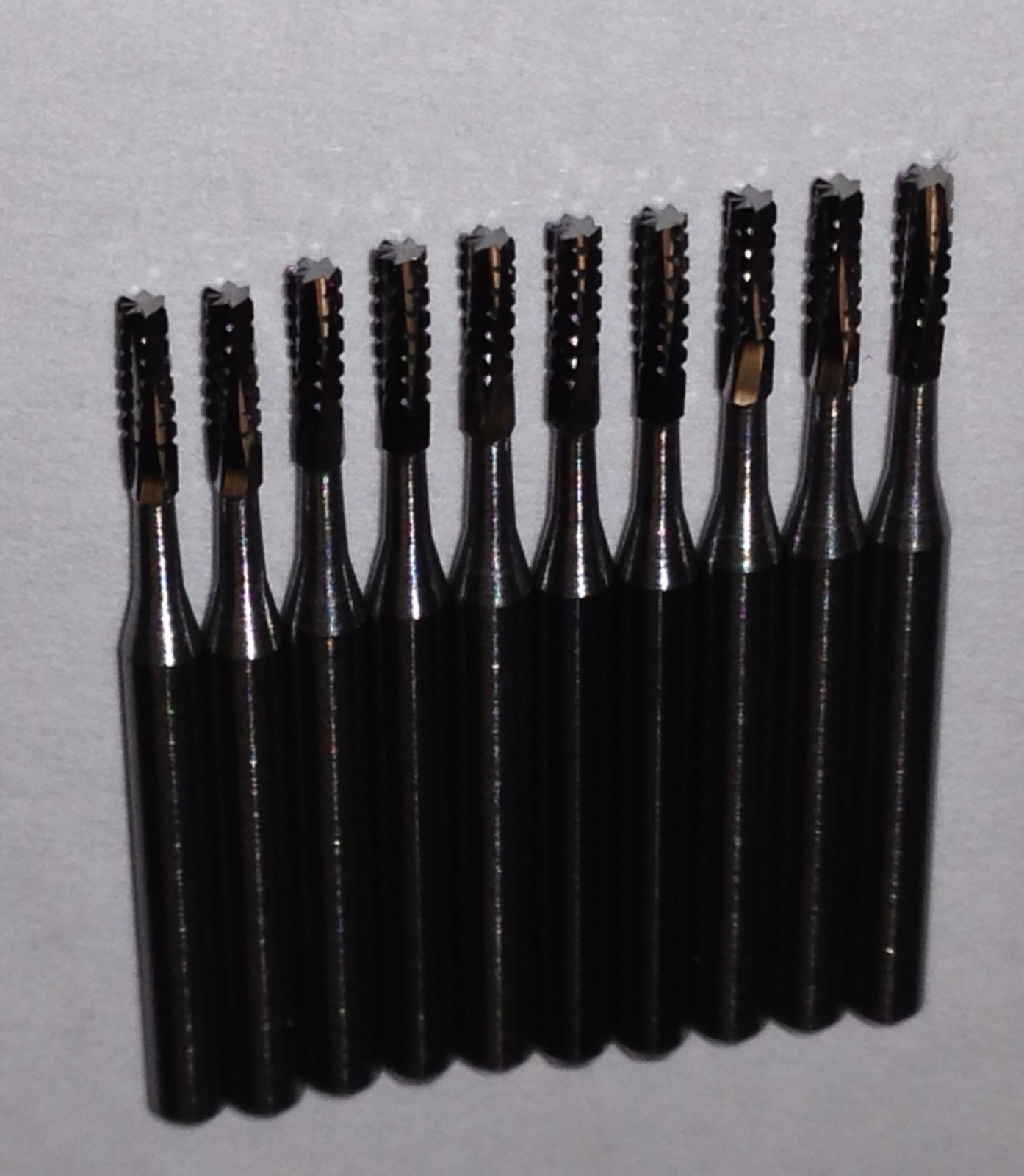557 100 X Solid ShankFG Carbide Burs Clinic Pack For High Speed. 1 Piece Shank
