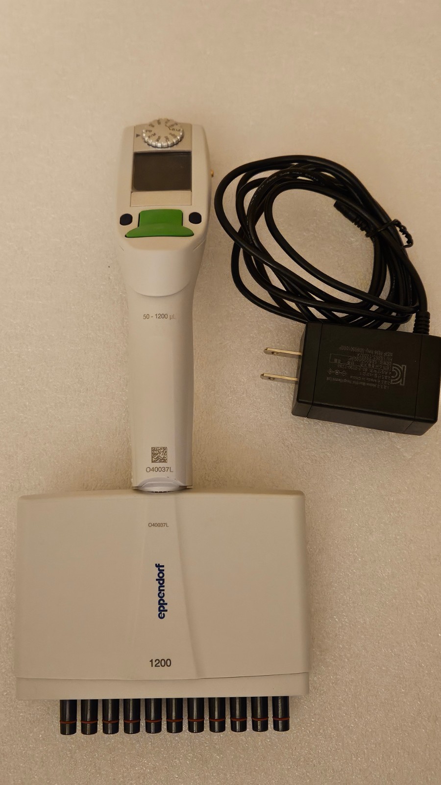 Eppendorf Xplorer Plus 12-ch Pipette 50-1200 uL: New Seal MSRP: $3,180