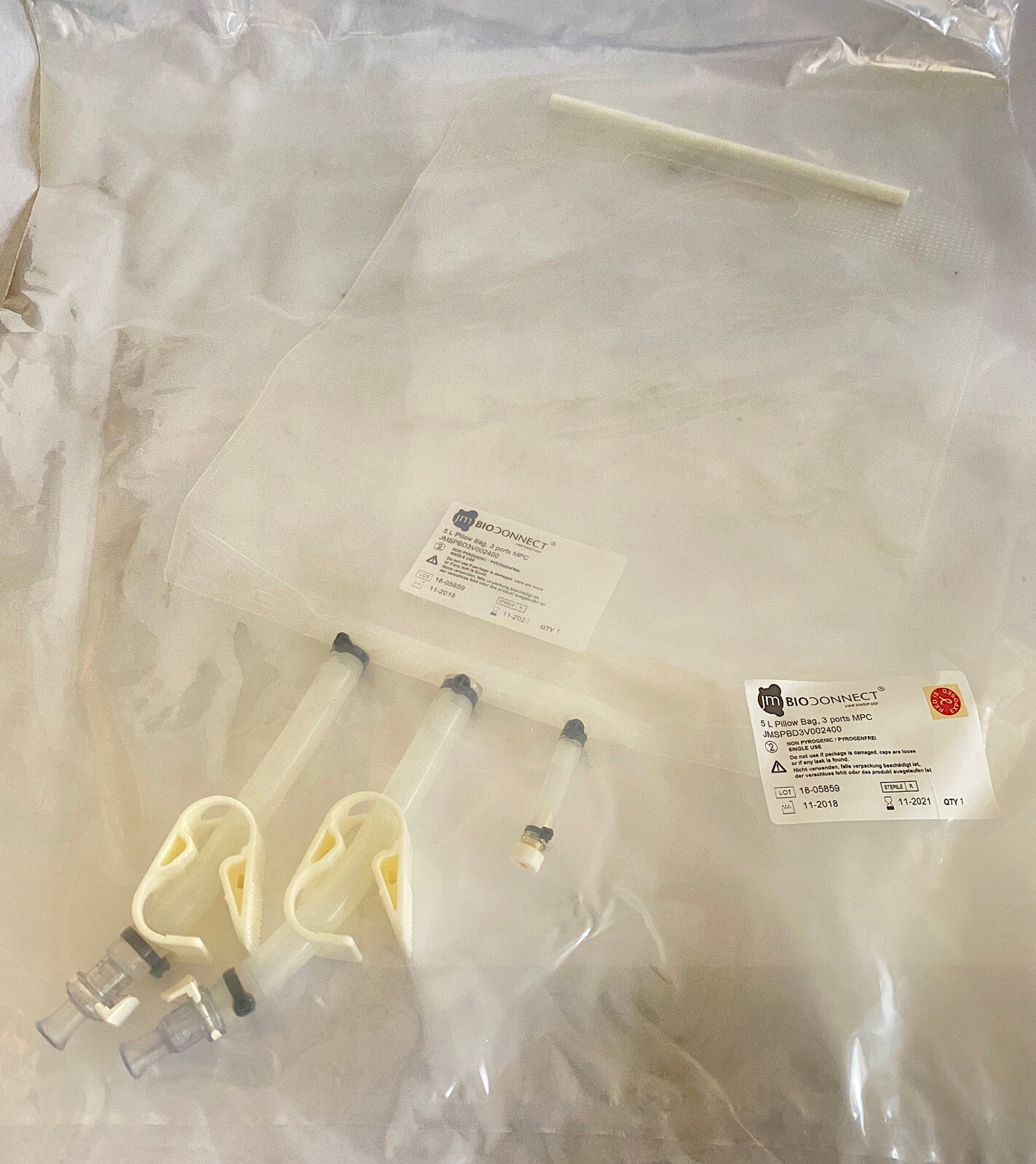 JM BIOCONNECT Hanging 5L Disposable Bio Pillow Bag 3-Port MPC JMSPBD3V002400