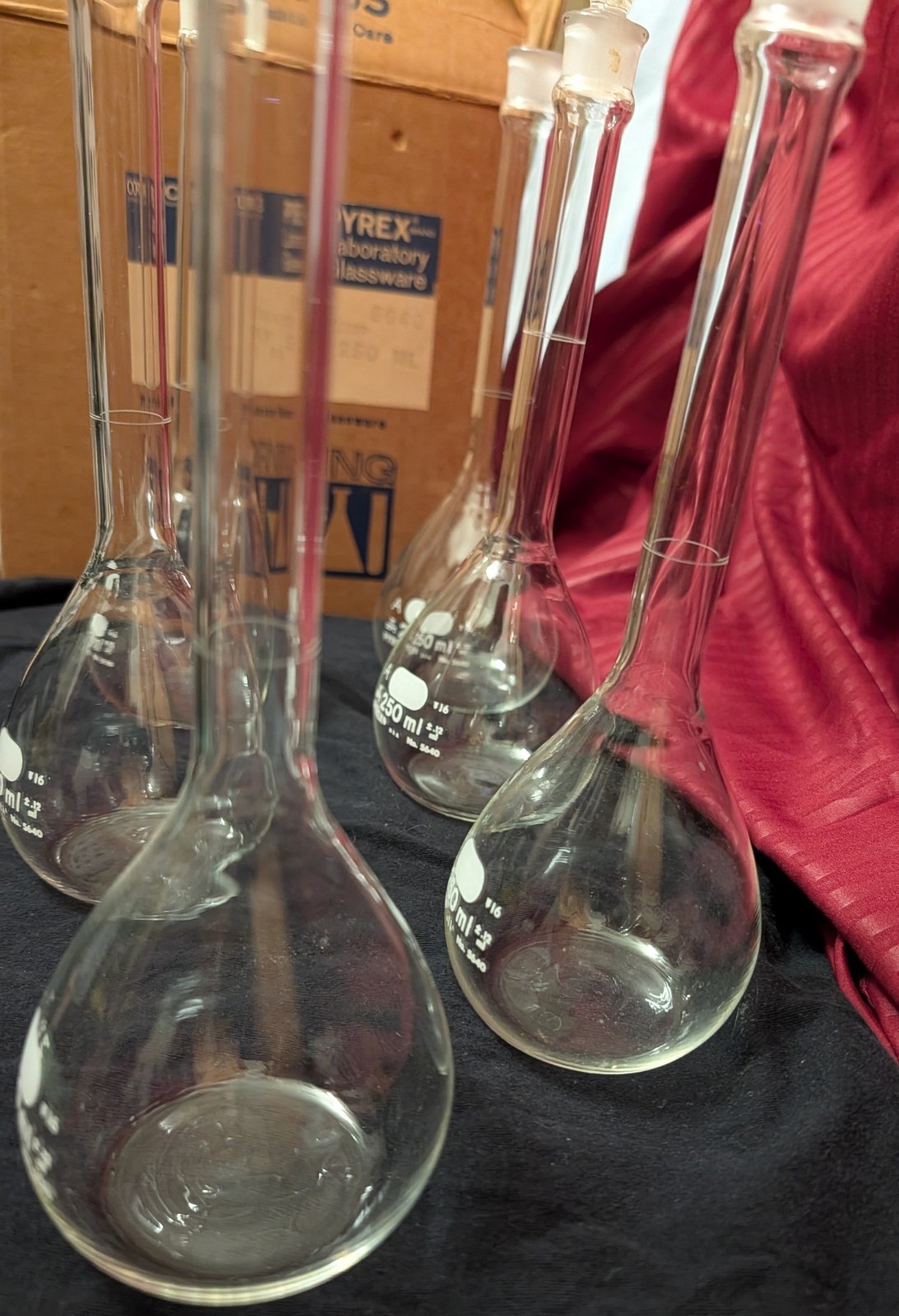 (6) Pyrex 250mL Vol Glass Lab Flask with Class A Glass Stoppers- Corning Work