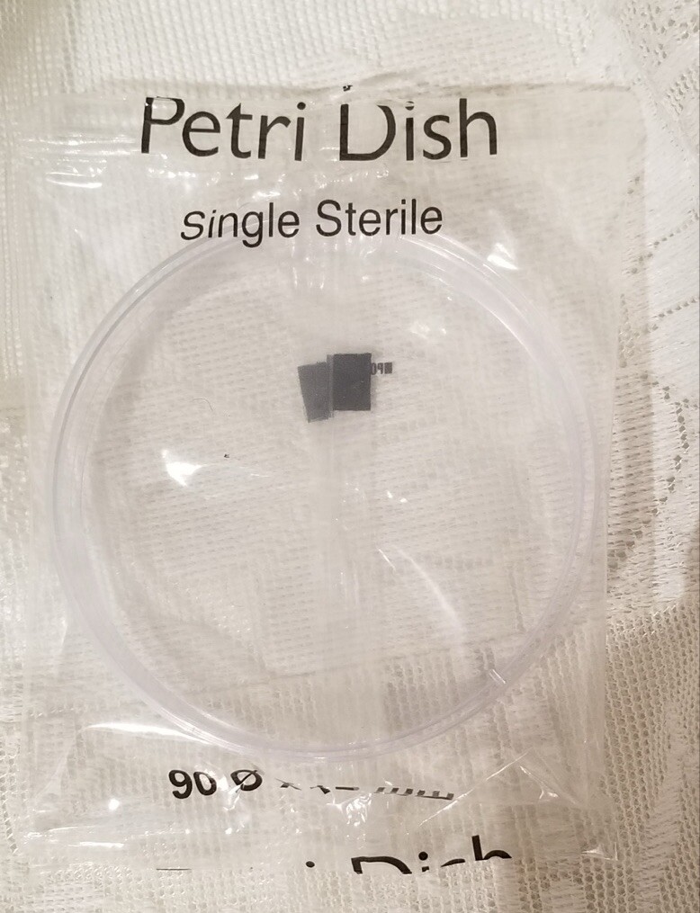 60 Count 90mm X 15mm Petri Dishes With Lid -Plastic W/ Droppers Labs, Schools